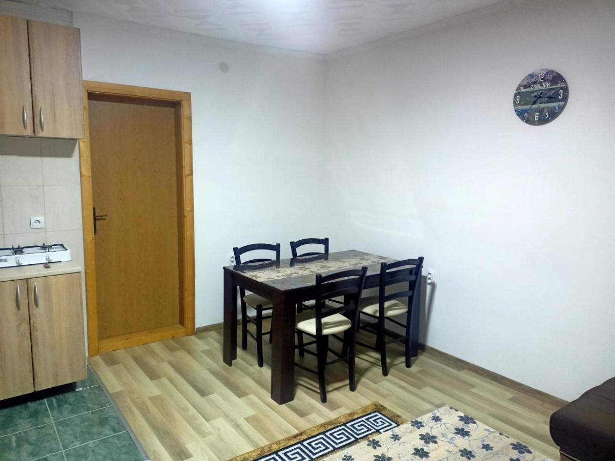 Apartmani Momcilo Žabljak Buitenkant foto