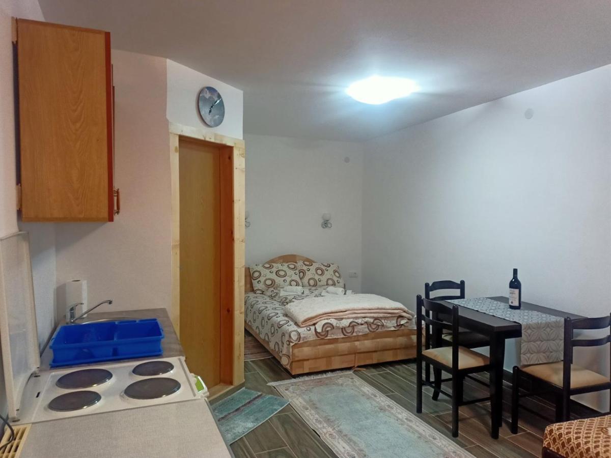Apartmani Momcilo Žabljak Buitenkant foto